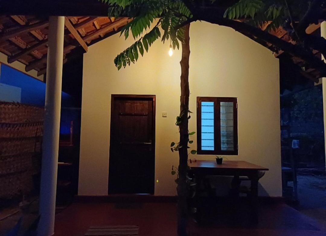 Turtle Island Cabana Tangalle Exteriör bild